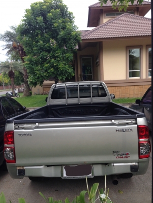 ขายดาวน์รถกะบะตอนเดียว Toyota Hilux Vigo 2.5 ปี2013หรือเงินสด 400,000บาท