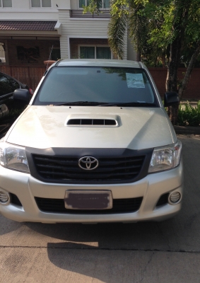ขายดาวน์รถกะบะตอนเดียว Toyota Hilux Vigo 2.5 ปี2013หรือเงินสด 400,000บาท