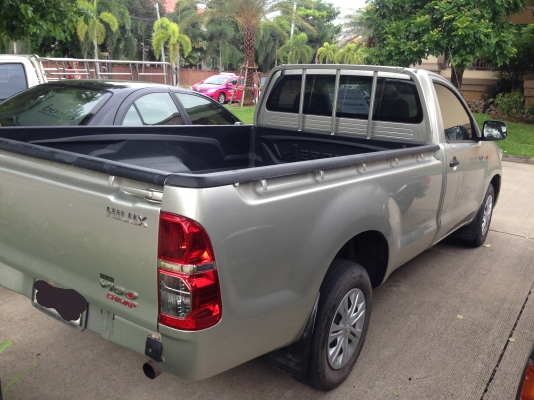 ขายดาวน์รถกะบะตอนเดียว Toyota Hilux Vigo 2.5 ปี2013หรือเงินสด 400,000บาท