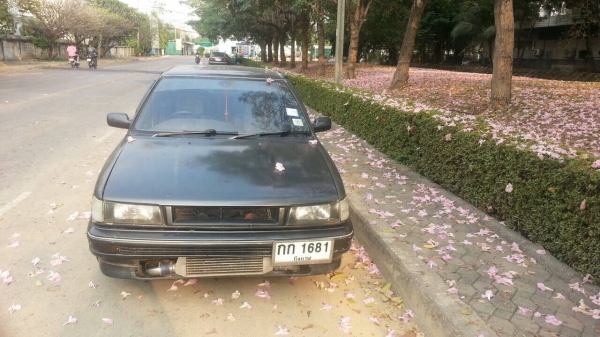 ขาย รถเก๋ง ae92