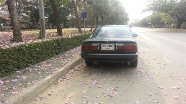 ขาย รถเก๋ง ae92