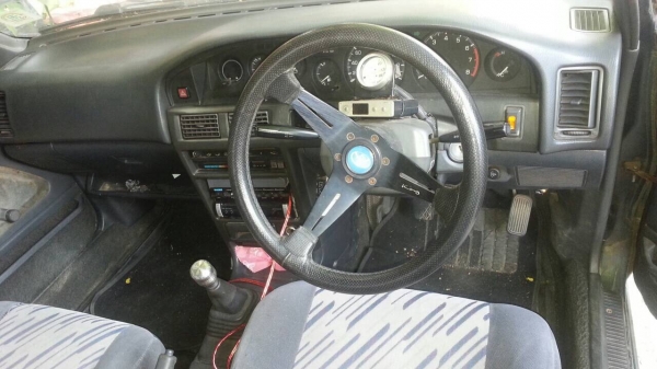 ขาย รถเก๋ง ae92