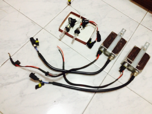 ขายไฟซีนอนmotorex หลอดไฟh1 35w 100000k สภาพพร้อมใช้ ราคา900บาท โทร0924462525โส กทม