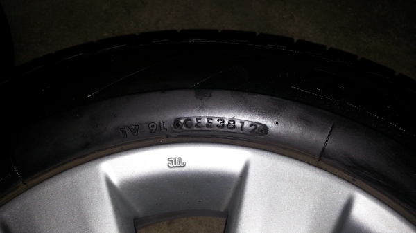 ล้อ Max อัลติสขอบ 15 5รู100 มียาง ปี12 ล้อ Max อัลติสขอบ 15 5รู100 มียาง ปี12