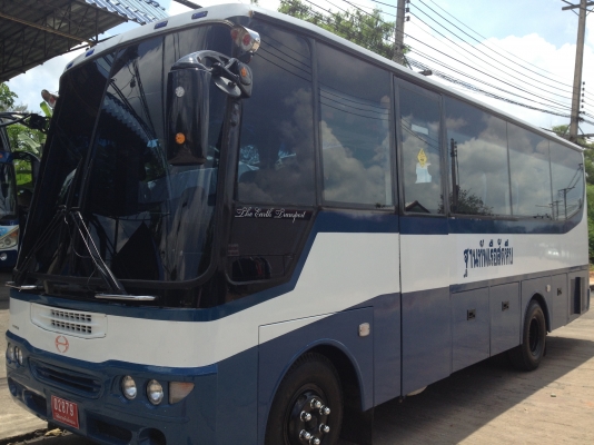 รถเเอร์ 6 ล้อมินิบัส 8 เมตร