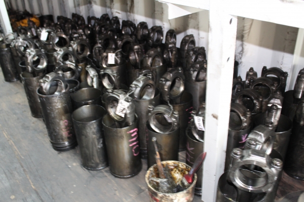 ขายลูกสูบรถบรรทุกเก่าแท้ญี่ปุ่น(ทั้งชุด)