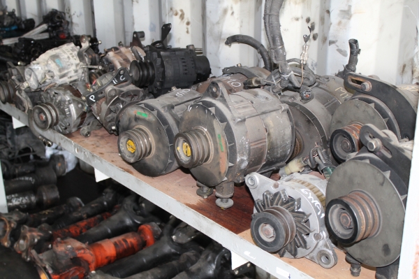 ขายอะไหล่เครื่องยนต์รถบรรทุกทุกยี่ห้อ
