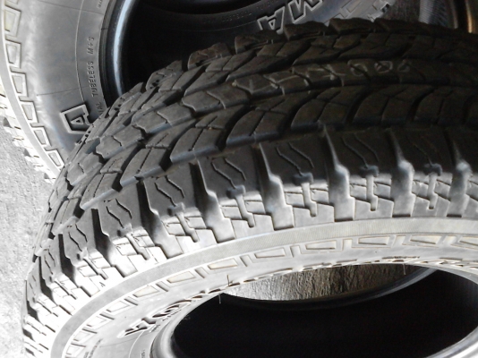 YOKOHAMA GEOLANDER A/T-S    245/70R16  มี 1 ชุด  4เ ส้น โทร.081-427-3941