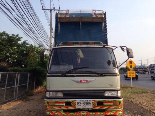 HINO 10 ล้อดั้ม 2 เพลา 195 แรง  (เกียร์อีตั้น)