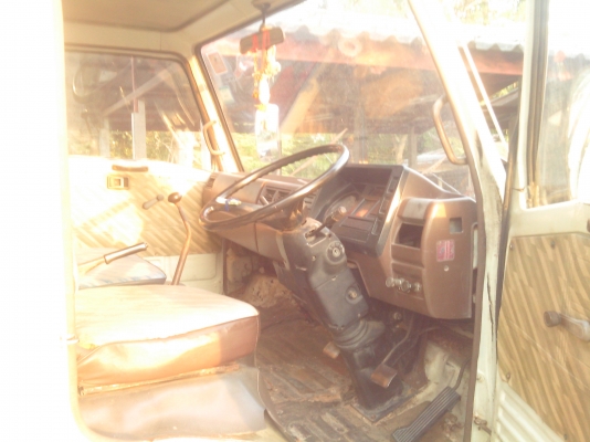 ขายครับ หกล้อล่อง KM779 -WO4D 117 แน่นๆ ภาษีเต็ม