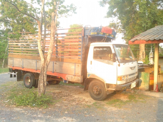 ขายครับ หกล้อล่อง KM779 -WO4D 117 แน่นๆ ภาษีเต็ม