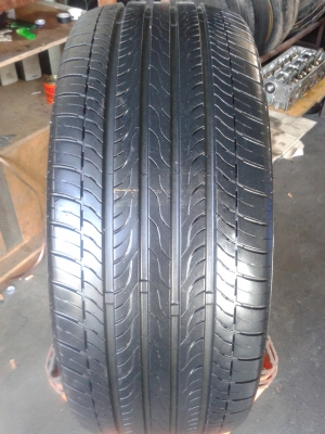 ขายเศษยาง215/50/17 ปี12  /1เส้น 900