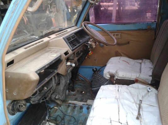 รถสี่ล้อ ซุบุลุ เครื่องเบนซิน สองสูบ  รถนำเข้าจากญี่ปุ่น เอกสารมีใบอินวอยซ์