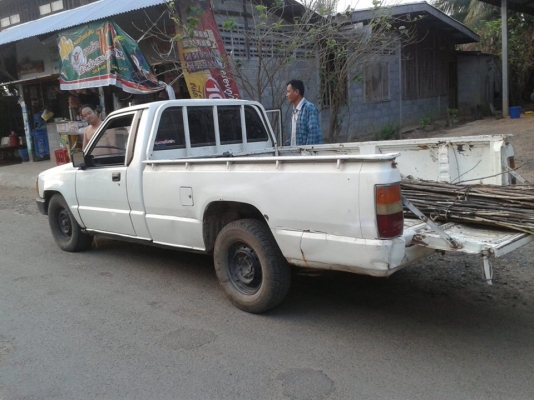 รถกระบะมิตซู l 200  เครื่อง 2500  รถพร้อมใช้
