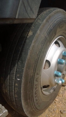 ขายหัวลากอีซูซุ360พร้อมหางพื้นเรียบ3เพลา