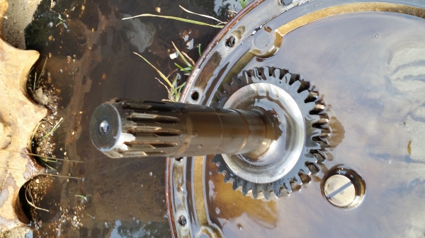 ขายด่วน ตัวเดินHITACHI EX 200-2คู่ละ 160,000