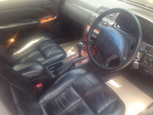 ขายดาวน์ NISSAN CEFIRO 2.0 G A32 AT ปี 40 สวยจัดทั้งคัน ภายในหรูหราสุดๆ กว้างขับนิ่มนั่งสบาย ติดตั้งแก๊ส LPG ลงเล่มครบพร้อมใช้งาน ประหยัดมากครับ เบาะหนังแท้สีดำ CD MP3 พ.เพาเวอร์ ก.ไฟฟ้าเซ็นทรัลล็อก ช่วงล่างแน่น ล้อแม็ก ทะเบียนภาษีครบพร้อมโอน ราคาต่อรองได ขายดาวน์ NISSAN CEFIRO 2.0 G A32 AT ปี 40 สวยจัดทั้งคัน ภายในหรูหราสุดๆ กว้างขับนิ่มนั่งสบาย ติดตั้งแก๊ส LPG ลงเล่มครบพร้อมใช้งาน ประหยัดมากครับ เบาะหนังแท้สีดำ CD MP3 พ.เพาเวอร์ ก.ไฟฟ้าเซ็นทรัลล็อก ช่วงล่างแน่น ล้อแม็ก ทะเบียนภาษีครบพร้อมโอน ราคาต่อรองได