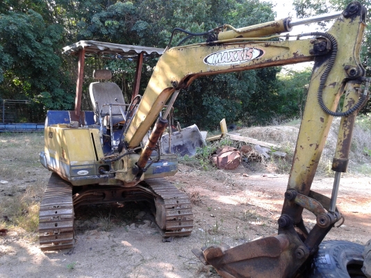 ขายแบคโฮ KOMATSU รุ่นPC20-3