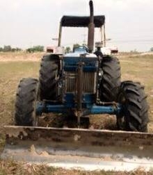 **570,000 บ.ต่อรอง**ขายรถไถ2เพลา FORD 6610 เสื้อลาย เครื่องเดิมปั้มเดิม เครื่องดี แรงดี แน่น คานหน้า คาราโร่ ระบบไฟ ระบบไฮฯ ใช้งานปกติ พร้อมอุปกรณ์ 2ชิ้น ใบดัน หางพรวน7 สภาพดี สีสันดี บอดี้ดี ยางดี 4เส้น พร้อมใช้งาน เอกสารอินวอย ราคาต่อรองได้เด้อ พี่น้องค