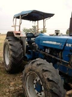 **570,000 บ.ต่อรอง**ขายรถไถ2เพลา FORD 6610 เสื้อลาย เครื่องเดิมปั้มเดิม เครื่องดี แรงดี แน่น คานหน้า คาราโร่ ระบบไฟ ระบบไฮฯ ใช้งานปกติ พร้อมอุปกรณ์ 2ชิ้น ใบดัน หางพรวน7 สภาพดี สีสันดี บอดี้ดี ยางดี 4เส้น พร้อมใช้งาน เอกสารอินวอย ราคาต่อรองได้เด้อ พี่น้องค