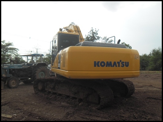 แมคโคร PC 200 รุ่น 7