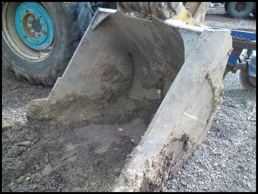 แมคโคร PC 200 รุ่น 7