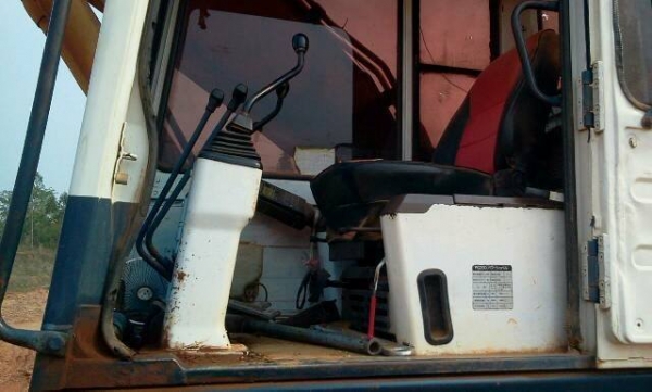 **ดาวน์ 700,000 บ.ต่อรองเงินดาวน์**ขายดาวน์ แบคโฮ KOMATSU PC200-5 เครื่องเดิมปั้มเดิม เครื่องแน่น แรงดี ปั้มดีแรง ไฟฟ้าตัด หน้าจอมี แอร์เย็น ช่วงล่างดี ตัวเดินกีบ เอวแน่น ทำงานดีไม่โหลด ใบแทร็ก โซ่ โรลเลอร์ 70-80\% บอดี้สวย สีสันดี พร้อมใช้งาน เอกสารเล่มทะ **ดาวน์ 700,000 บ.ต่อรองเงินดาวน์**ขายดาวน์ แบคโฮ KOMATSU PC200-5 เครื่องเดิมปั้มเดิม เครื่องแน่น แรงดี ปั้มดีแรง ไฟฟ้าตัด หน้าจอมี แอร์เย็น ช่วงล่างดี ตัวเดินกีบ เอวแน่น ทำงานดีไม่โหลด ใบแทร็ก โซ่ โรลเลอร์ 70-80\% บอดี้สวย สีสันดี พร้อมใช้งาน เอกสารเล่มทะ