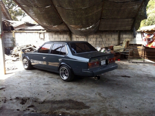 ธารนนทบุรี//ขาย toyota หน้าแหลม แต่งเทพๆแรงๆครับ ราคา120,000 บาท ทะเบียนพร้อมโอน