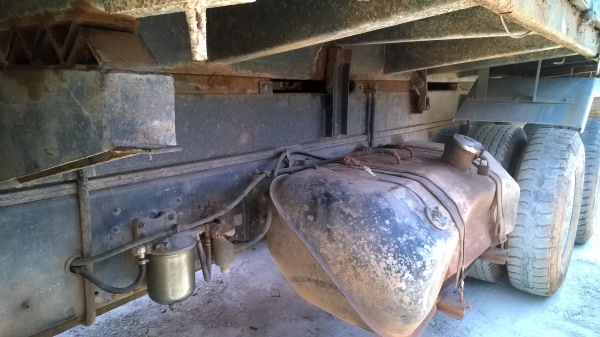 HINO 195แรงFM3H 10ล้อดั้ม หัวเดิมบาง คัสซีสวยมาก เครื่องสวยเอี่ยม ยางก็สวย..รถของบริษัทรับเหมา