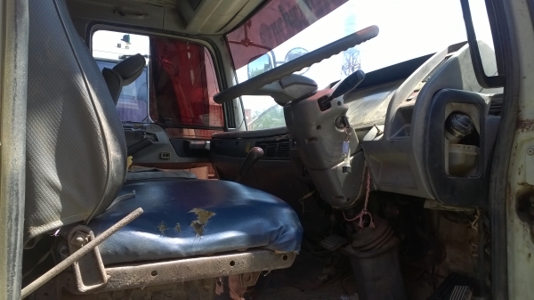 HINO 195แรงFM3H 10ล้อดั้ม หัวเดิมบาง คัสซีสวยมาก เครื่องสวยเอี่ยม ยางก็สวย..รถของบริษัทรับเหมา