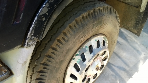 HINO 195แรงFM3H 10ล้อดั้ม หัวเดิมบาง คัสซีสวยมาก เครื่องสวยเอี่ยม ยางก็สวย..รถของบริษัทรับเหมา