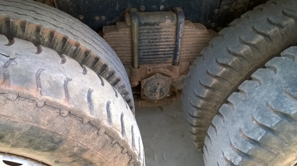 HINO 195แรงFM3H 10ล้อดั้ม หัวเดิมบาง คัสซีสวยมาก เครื่องสวยเอี่ยม ยางก็สวย..รถของบริษัทรับเหมา