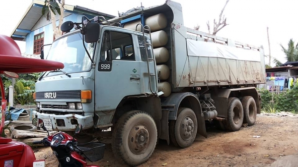 ***ขายแล้วครับขอบคุณ Truck2hand ขาย10ล้อ2เพลาดั้ม2คานหน้า ISUZU ROCKY 210 6SA1 คัสซี 39xxxเครื่องเดิมเกียร์เดิม ติดก๊าซCNG 7 ถัง (ลงเล่ม) เครื่องดี แรง ประหยัด เกียร์เดิม สโลวยก 2คานหน้า(ลงเล่ม) ช่วงล่างดีคัสซีใหญ่สวยเดิม ไม่บวม ไม่ปะไม่ดาม กระบะดั้มเหล็ก ***ขายแล้วครับขอบคุณ Truck2hand ขาย10ล้อ2เพลาดั้ม2คานหน้า ISUZU ROCKY 210 6SA1 คัสซี 39xxxเครื่องเดิมเกียร์เดิม ติดก๊าซCNG 7 ถัง (ลงเล่ม) เครื่องดี แรง ประหยัด เกียร์เดิม สโลวยก 2คานหน้า(ลงเล่ม) ช่วงล่างดีคัสซีใหญ่สวยเดิม ไม่บวม ไม่ปะไม่ดาม กระบะดั้มเหล็ก