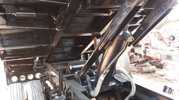 ***ขายแล้วครับขอบคุณ Truck2hand ขาย6ล้อดั้ม HINO FC2WEKA 120 ห้างแท้ ปี36 เครื่องเดิมเกียร์เดิม WO4D 120 แรง แห้งๆ แน่นๆ ช่วงล่างใหญ่ คัสซีใหญ่ สวยเดิมๆโรงงาน ไม่มีปะไมีมีดาม ไม่มีบวม กระบะดั้มเหล็กบิ้วใหม่ กว้าง2.20ม. ยาว 4.15ม. พื้นสวย กระบอกดั้ม6ตัน ยิ ***ขายแล้วครับขอบคุณ Truck2hand ขาย6ล้อดั้ม HINO FC2WEKA 120 ห้างแท้ ปี36 เครื่องเดิมเกียร์เดิม WO4D 120 แรง แห้งๆ แน่นๆ ช่วงล่างใหญ่ คัสซีใหญ่ สวยเดิมๆโรงงาน ไม่มีปะไมีมีดาม ไม่มีบวม กระบะดั้มเหล็กบิ้วใหม่ กว้าง2.20ม. ยาว 4.15ม. พื้นสวย กระบอกดั้ม6ตัน ยิ