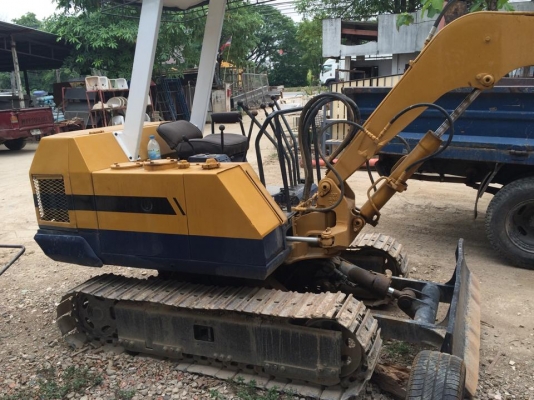รถขุด KOMATSU PC20-5 รถสวยเต็มร้อย โซ่ใหม่ทั้งสองข้าง