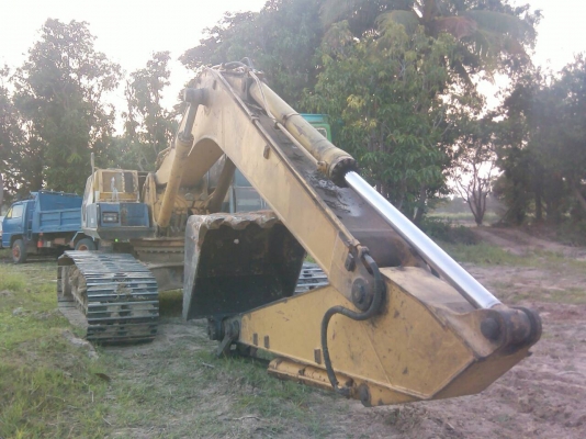 ขายรถแมคโฮ KOMAYSU PC200/ 5 อินวอย คอนโทรลสั้น ขายรถแมคโฮ KOMAYSU PC200/ 5 อินวอย คอนโทรลสั้น