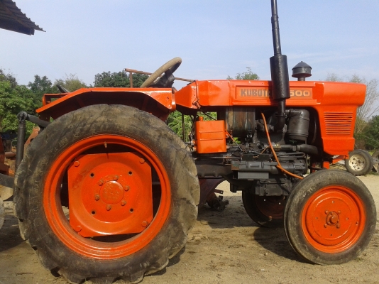 ขายรถไถ20แรงคูโบต้าพร้อมใช้งาน  มีผาน3ให้คับ