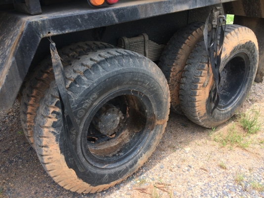 ISUZU FXZ23NFPF R 10ล้อ240แรง นางฟ้าแท้ๆรถห้างแท้ เก็บสีแล้ว..สวย...รถสวยดี ISUZU FXZ23NFPF R 10ล้อ240แรง นางฟ้าแท้ๆรถห้างแท้ เก็บสีแล้ว..สวย...รถสวยดี