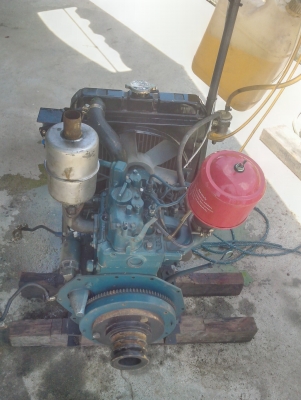 ขายKubota Z600 2สูบ 14แรงม้า ใส่แท่น หม้อน้ำใหม่