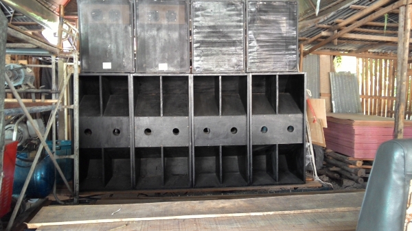 ขายตู้ลำโพงมีดอก18นึ้ว ใบละ3800