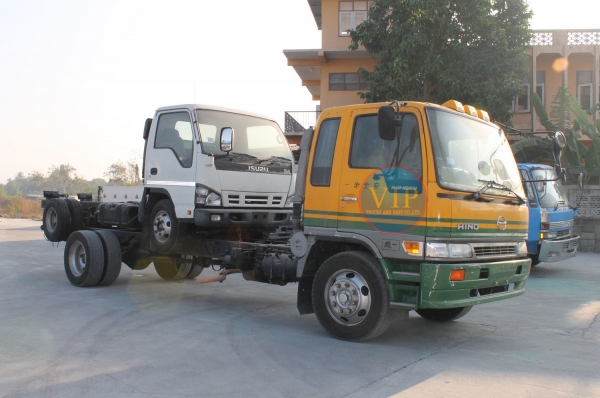 ขายรถบรรทุกหัวครัชซีเก่าญี่ปุ่น สภาพสวย 90\% ระบบต่างๆ สมบูรณ์ พร้อมใช้หน้างานได้ทันที