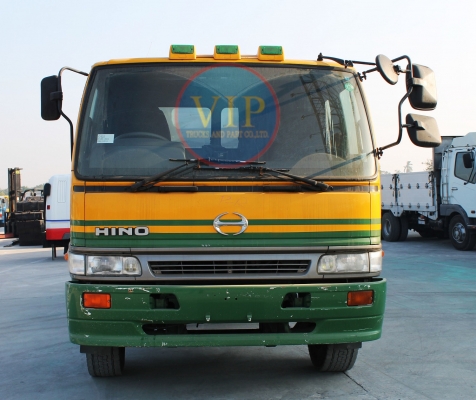 ขายรถบรรทุกหัวครัชซีเก่าญี่ปุ่น สภาพสวย 90\% ระบบต่างๆ สมบูรณ์ พร้อมใช้หน้างานได้ทันที