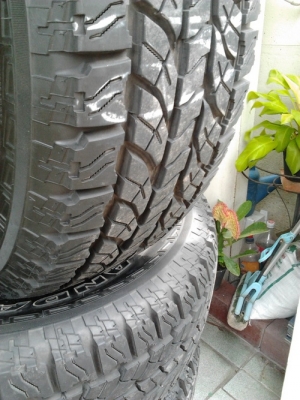 Yokohama AT 245/70/16 ปี10 ดอก1cm..สวยๆ 1ชุด