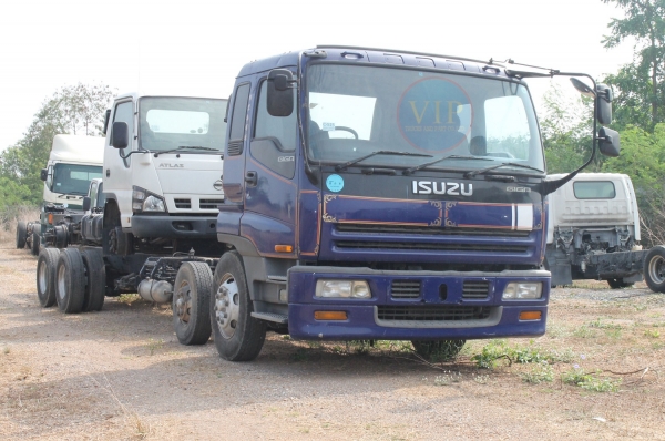 ขายรถบรรทุกหัวครัชซีเก่าญี่ปุ่น 12 ล้อ สภาพสวย 90\% ระบบต่างๆ สมบูรณ์ พร้อมใช้หน้างานได้ทันที