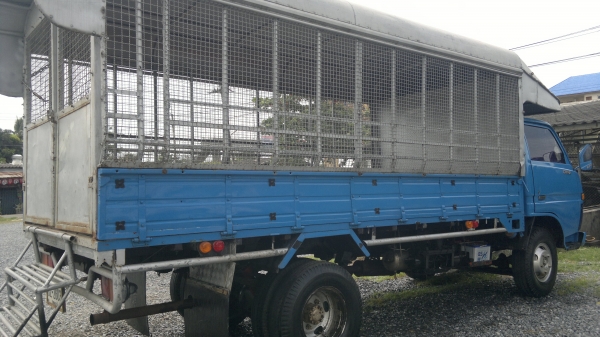 ขายรถบรรทุก 6 ล้อ  DAIHATSU  เบรคทิฟฟี่ เพาเวอร์