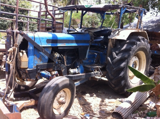 (มี3รายการ)ขายเหมา หรือแยก รถไถอินเตอร์ รถกระนิสสันและเครื่องเลื่อยโซ่สตินล์..ใช้งานได้ปกติ.