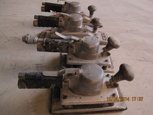 ขายขัดกระดาษทรายลมมี4ตัวถูกๆ เหมาหมดลดราคา