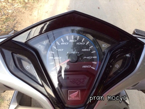 Honda click 125i สีดำเทา ปี2556( ตัว Idling stop ) Honda click 125i สีดำเทา ปี2556( ตัว Idling stop )