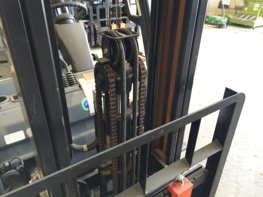 Toyota ฟอร์คลิฟต์ รุ่น 8 เก่านอก 1.5 ตัน Full Option ออร์โต้ แค่ 186 ชม. !