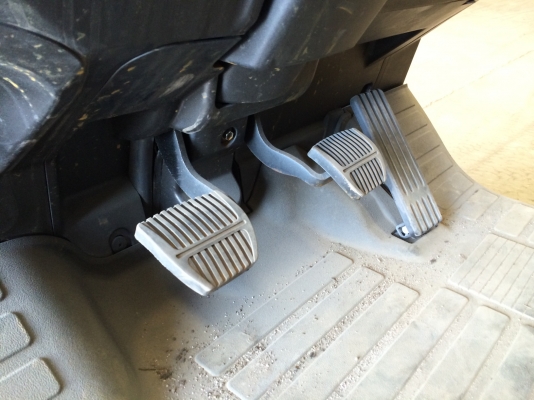 Toyota ฟอร์คลิฟต์ รุ่น 8 เก่านอก 1.5 ตัน Full Option ออร์โต้ แค่ 186 ชม. !